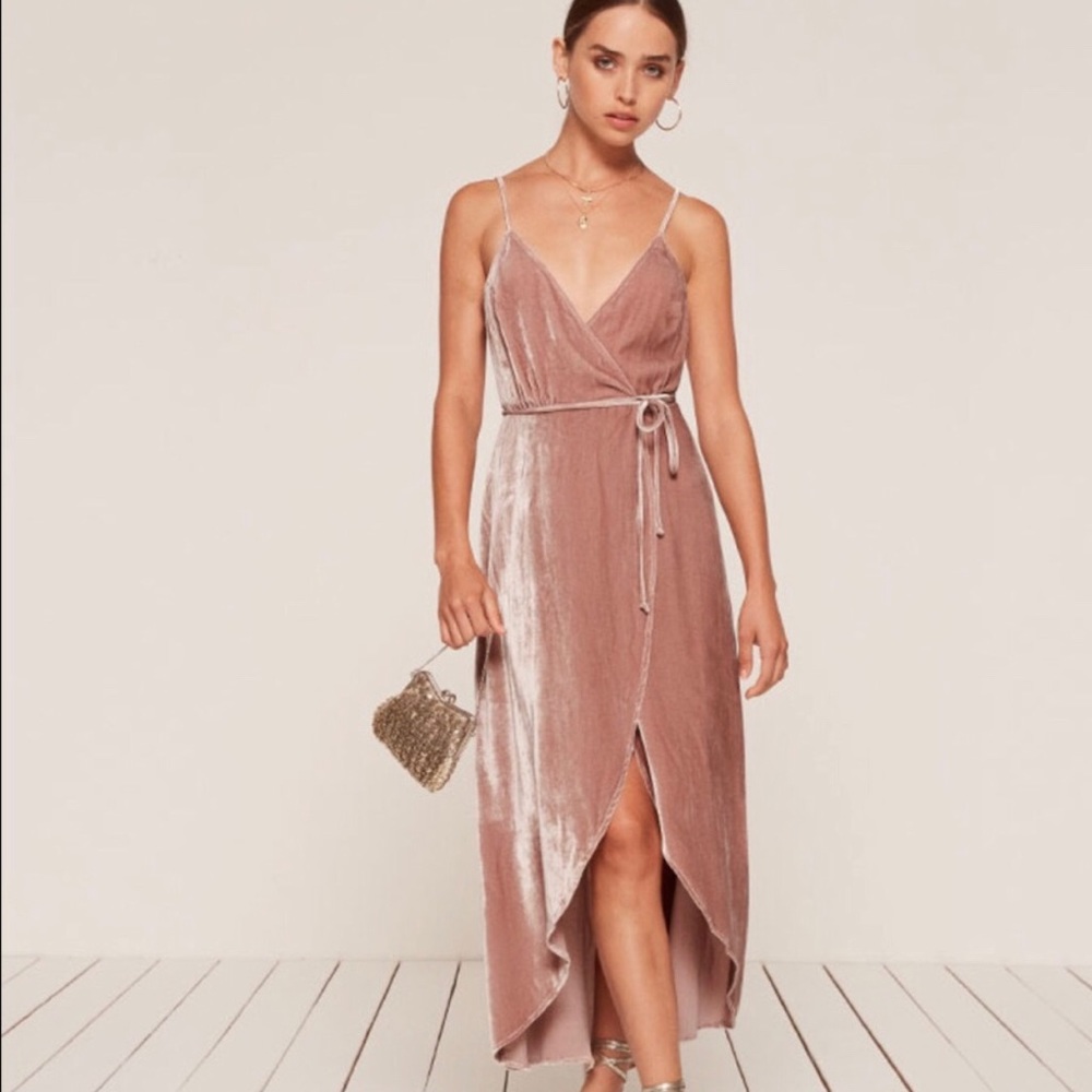 Reformation Anoush Dress in dusty velvet pink